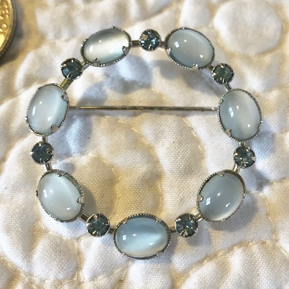 Silver and blue circle brooch pin w/ stones & gems